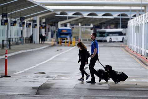 Oakland airport passenger activity rises as post-COVID rebound widens